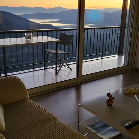 Delphi Skyview Apartment Luaran gambar